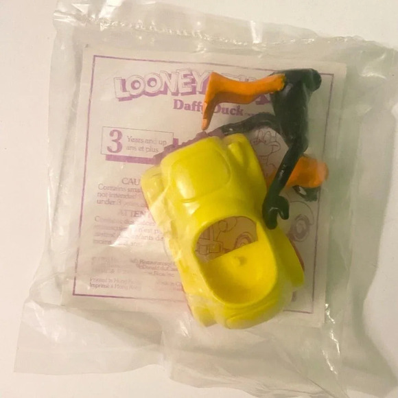 Vintage 1989 Daffy Duck Looney Tunes McDonalds Toy with Car Sealed - Picture 6 of 6